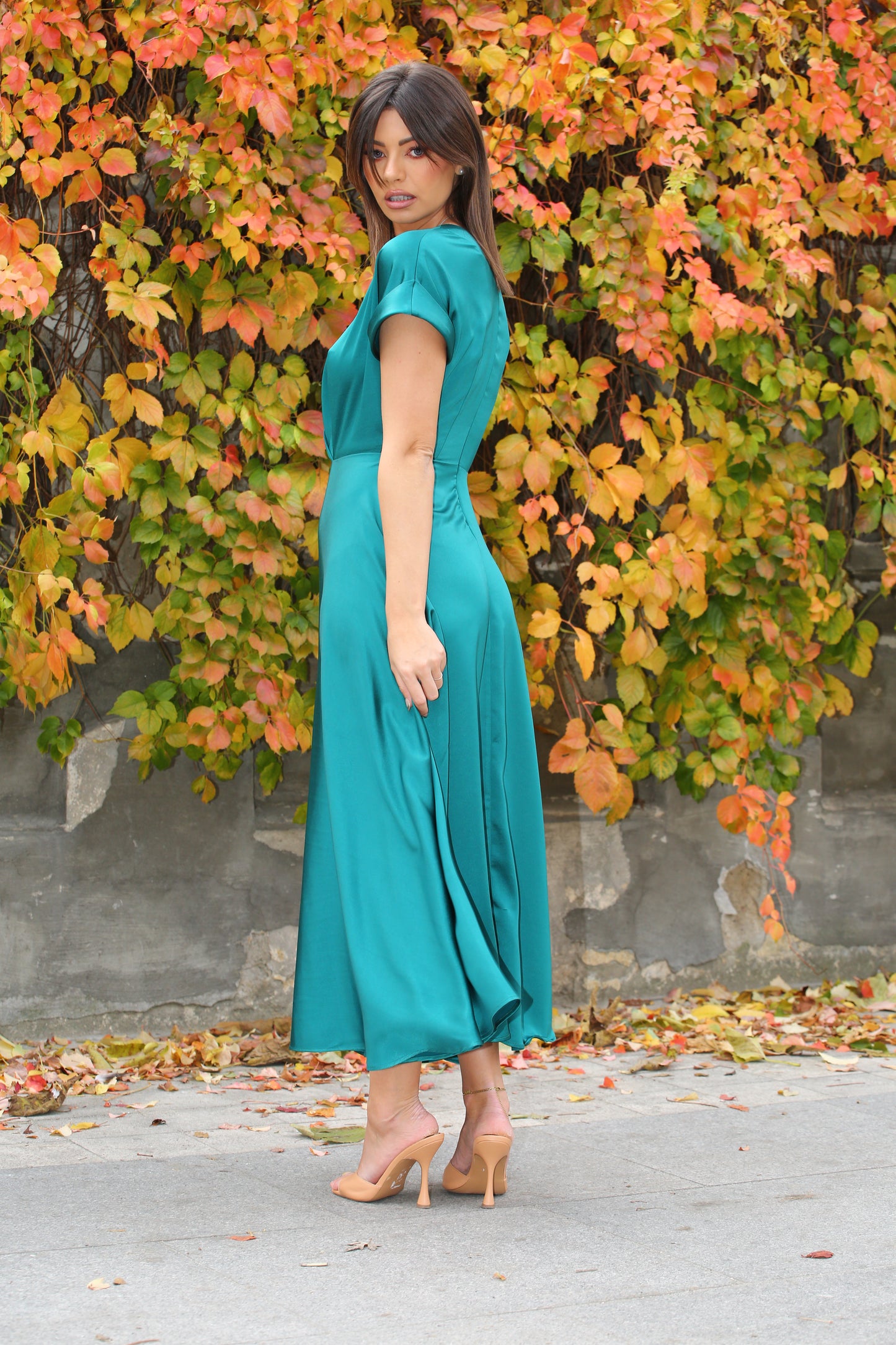 Rochie Siena midi din satin verde