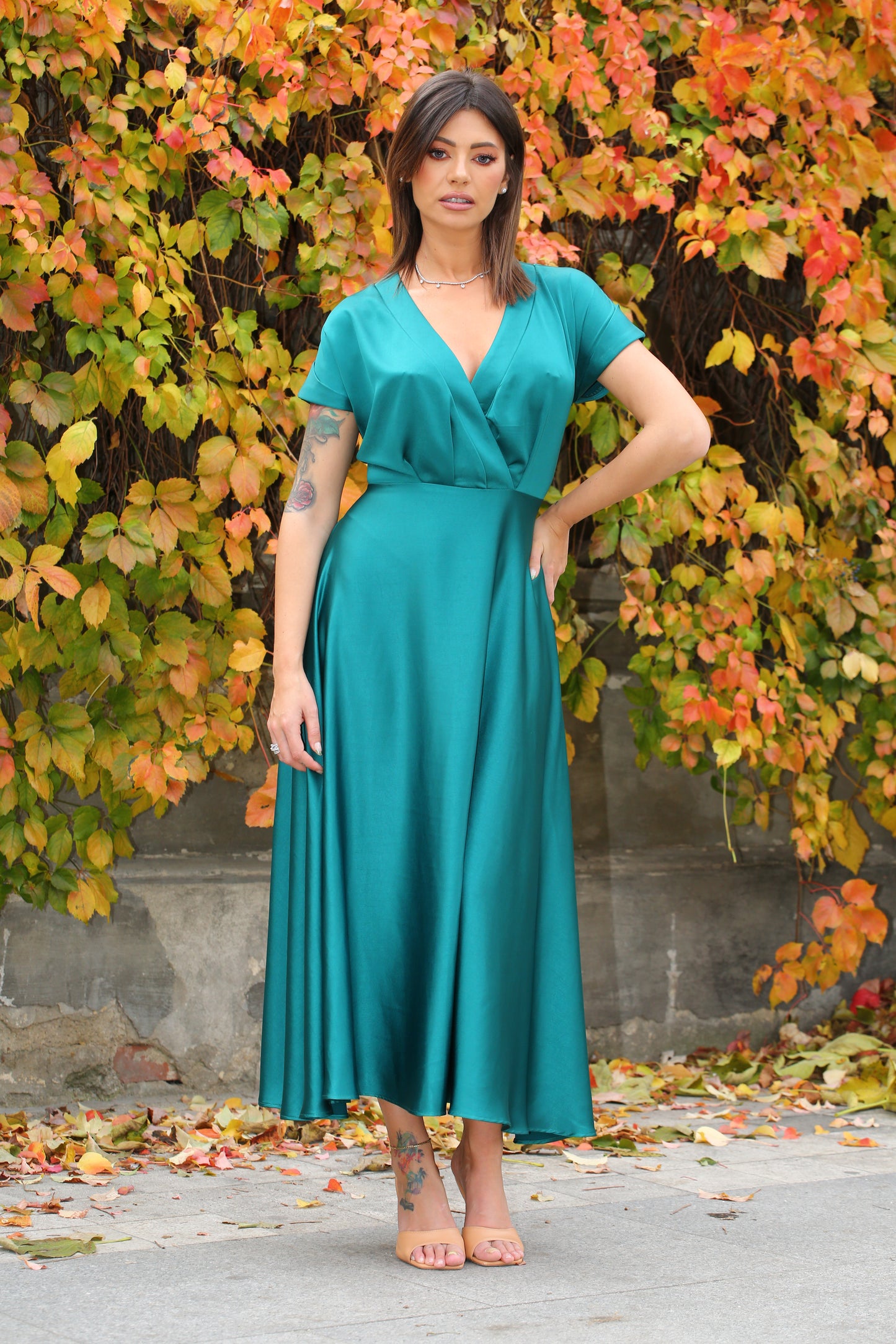 Rochie Siena midi din satin verde
