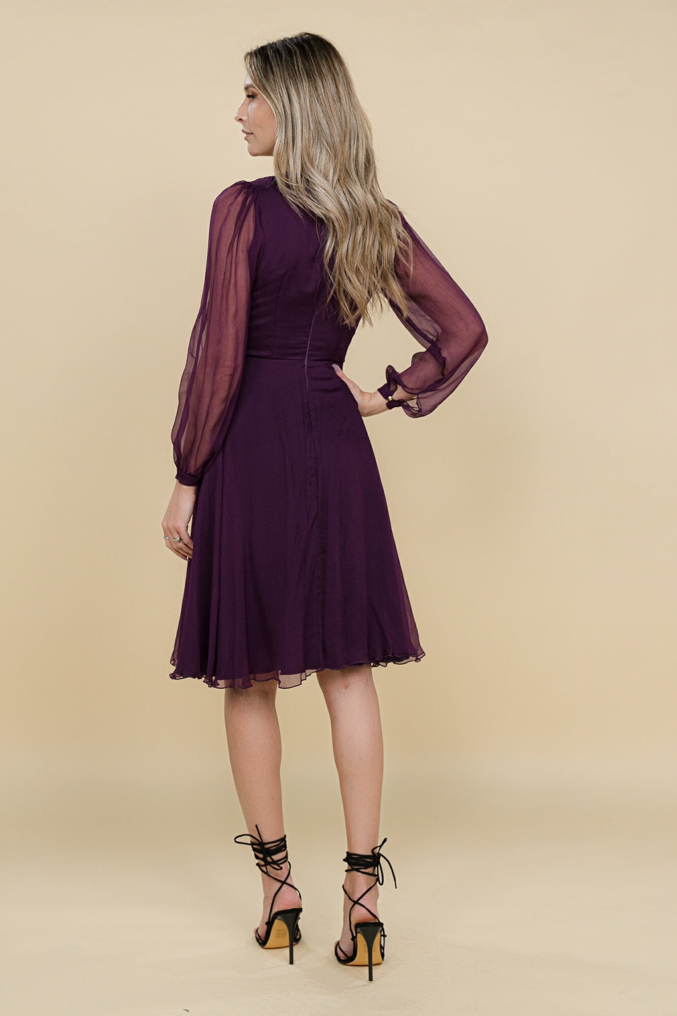 Rochie clos mov inchis din matase