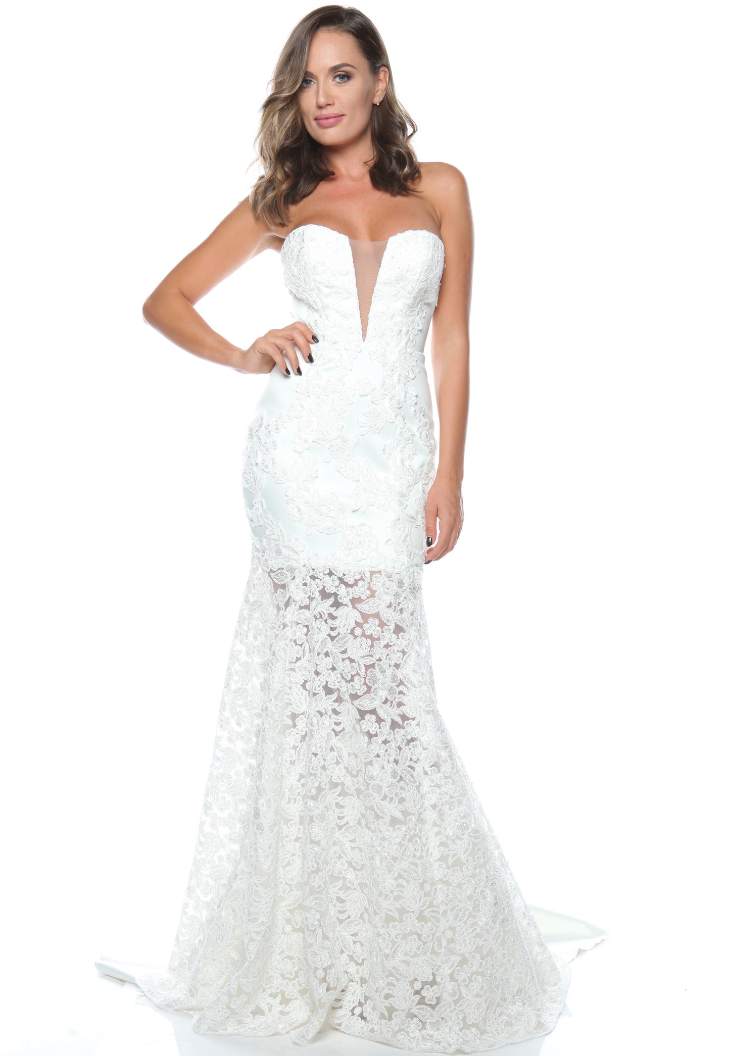 Rochie de mireasa din broderie