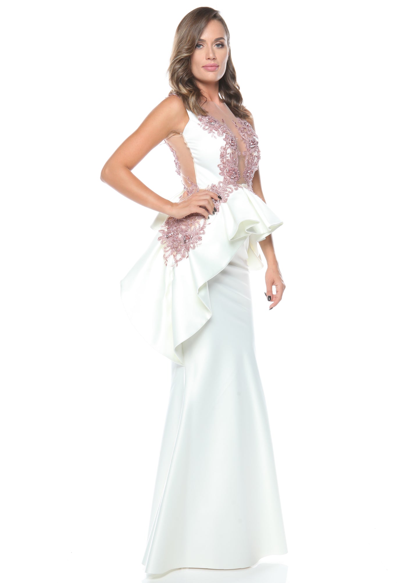 Rochie de mireasa cu peplum