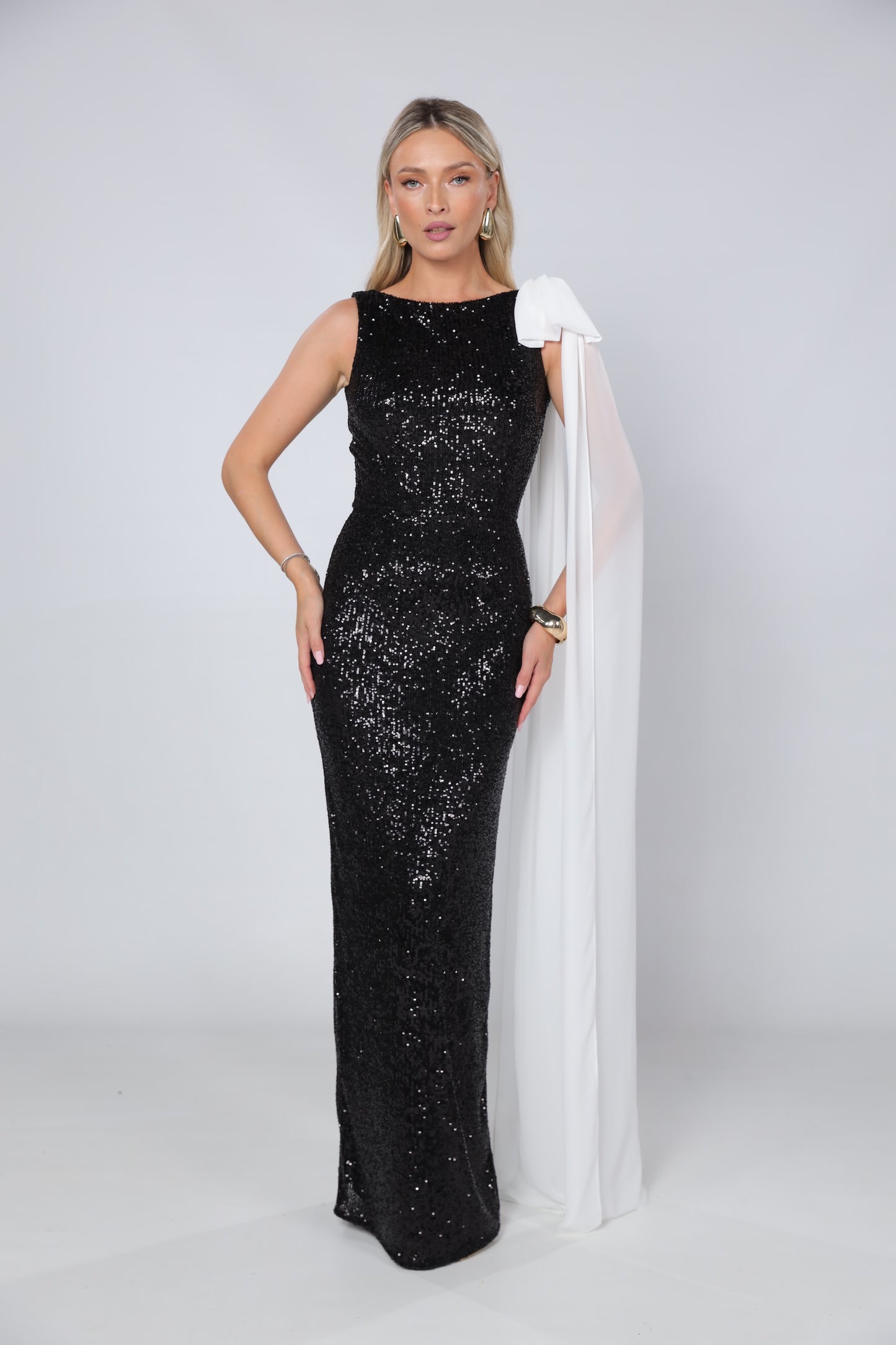 Rochie maxi Kylie neagra din paiete