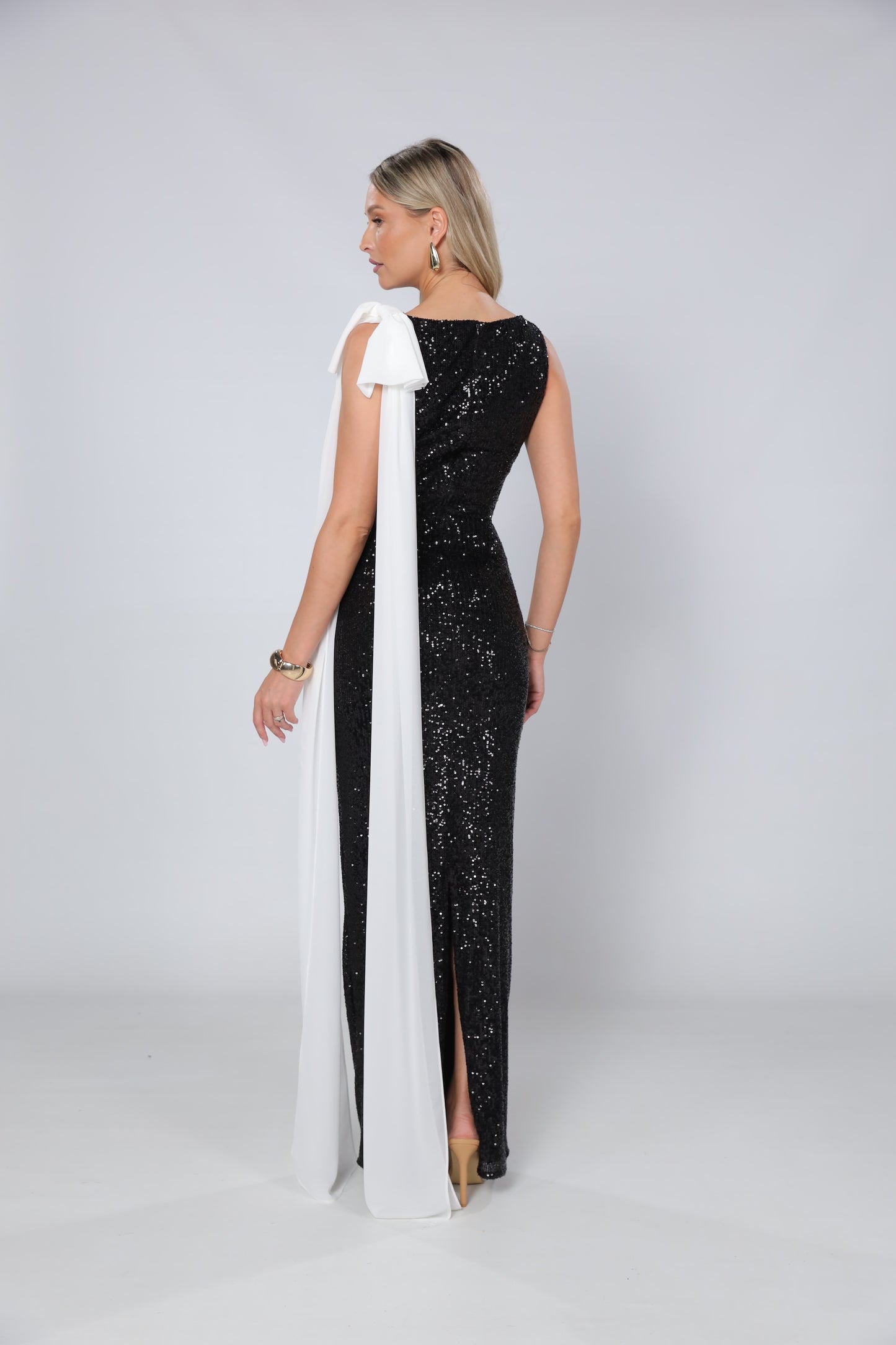 Rochie maxi Kylie neagra din paiete