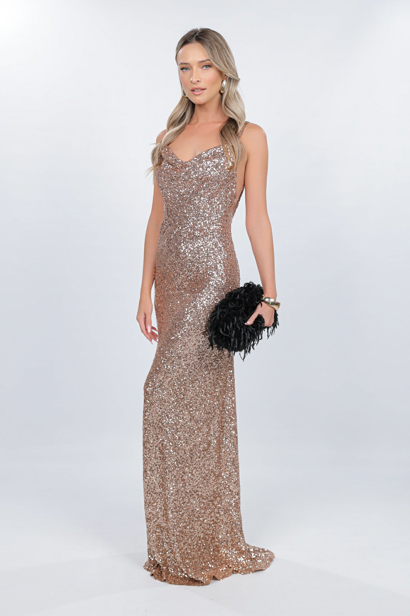 Rochie maxi aurie din paiete